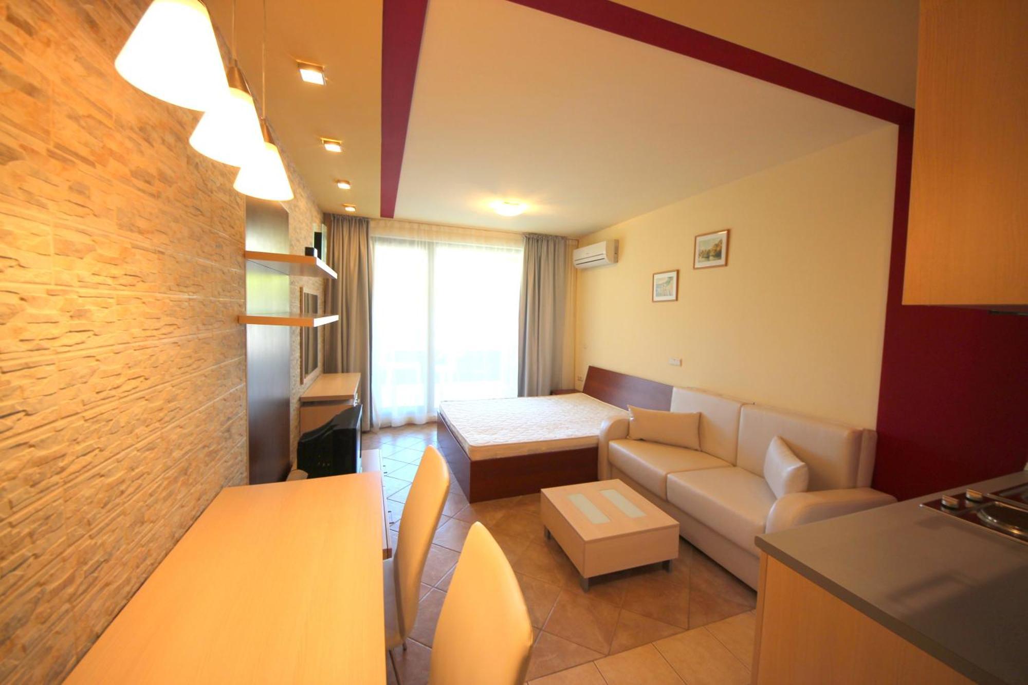 Menada Kavaci Sozopol Apartments Cameră foto