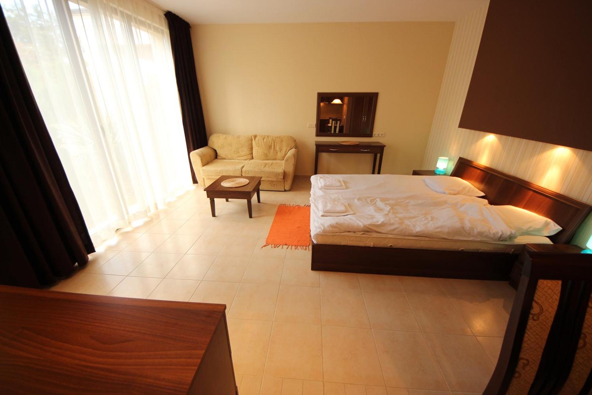 Menada Kavaci Sozopol Apartments Cameră foto